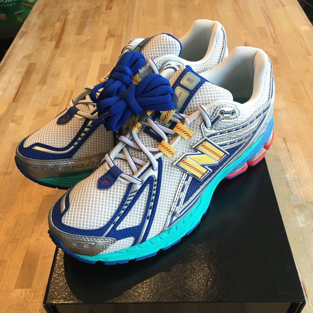 DTLR x New Balance 1906R "Moon Sign" U1906RMS Sz 9.5